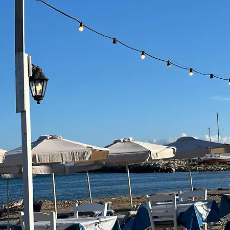 Πανσιόν Venus Κατελειός